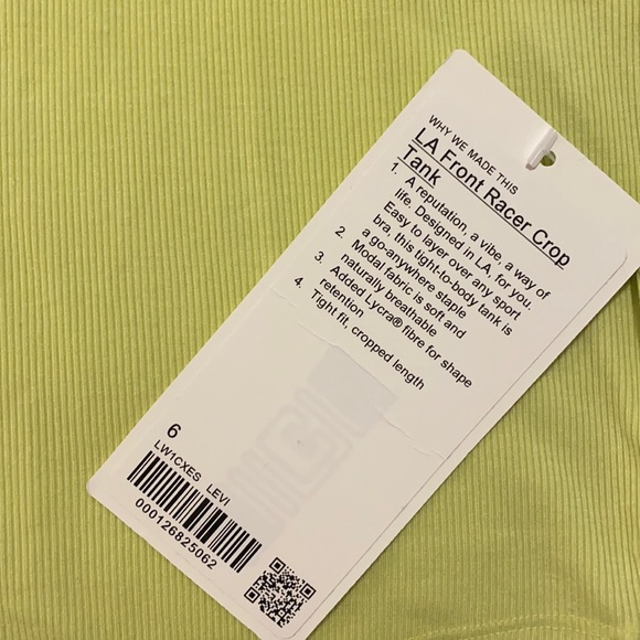 Lululemon crop tank NWT! - Picture 3 of 3